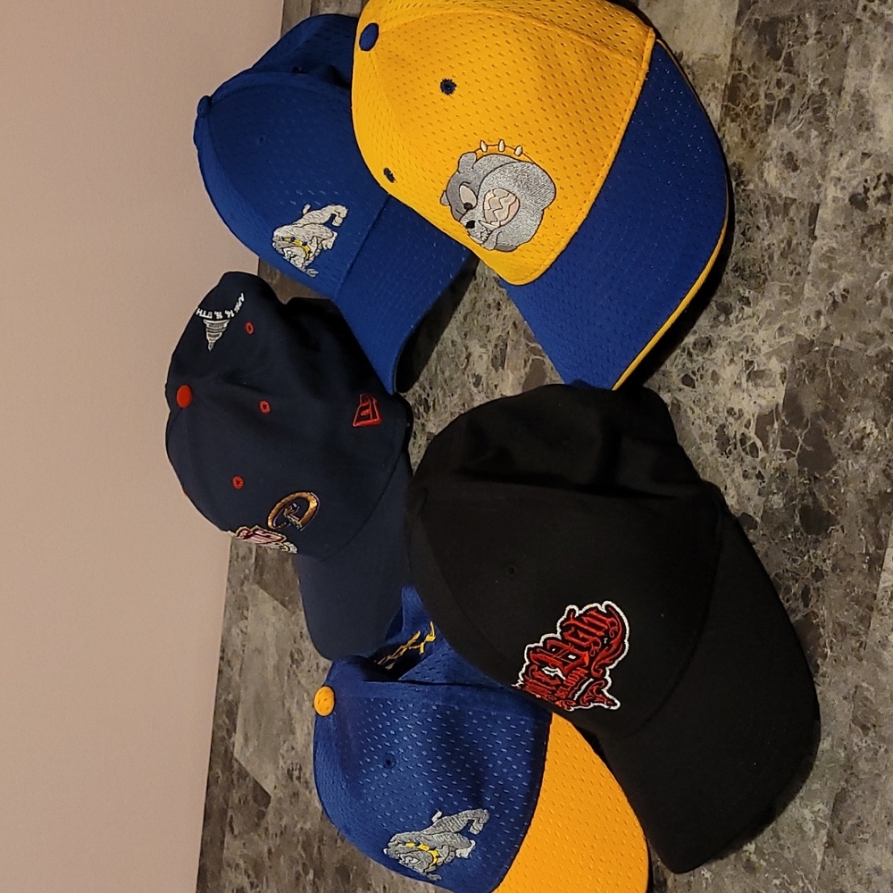 Different color and brands cap sets